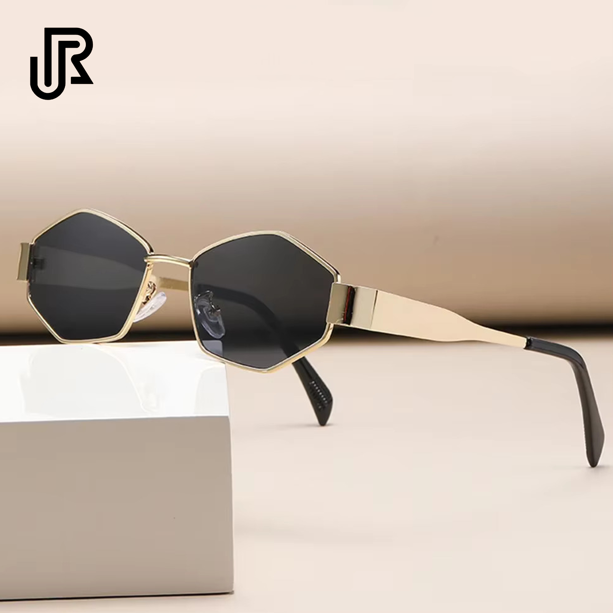 Bumble‑Shaped Sunglasses - RJCollection
