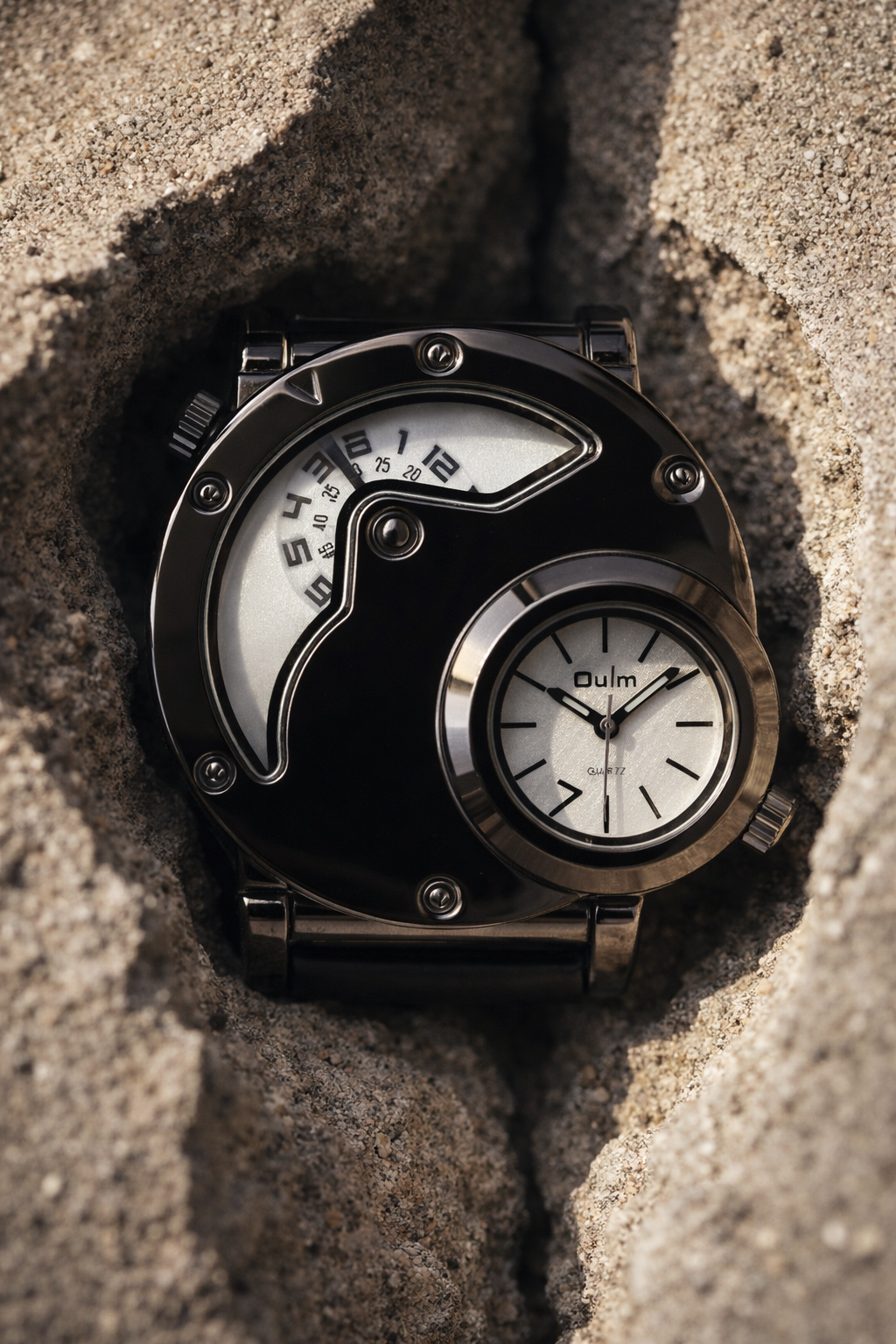 Dual-Dial Quartz Wristwatch